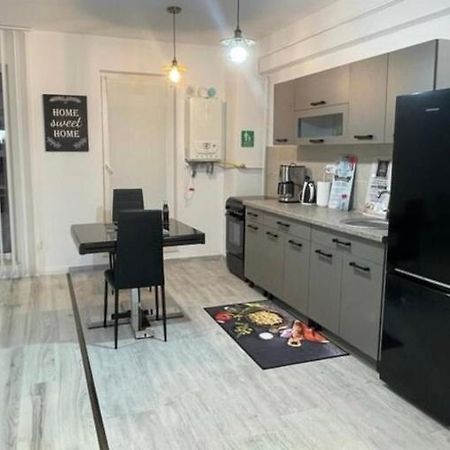 Chic Apartament Complex Inamstro Яссы Экстерьер фото