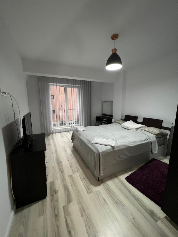 Chic Apartament Complex Inamstro Яссы Экстерьер фото